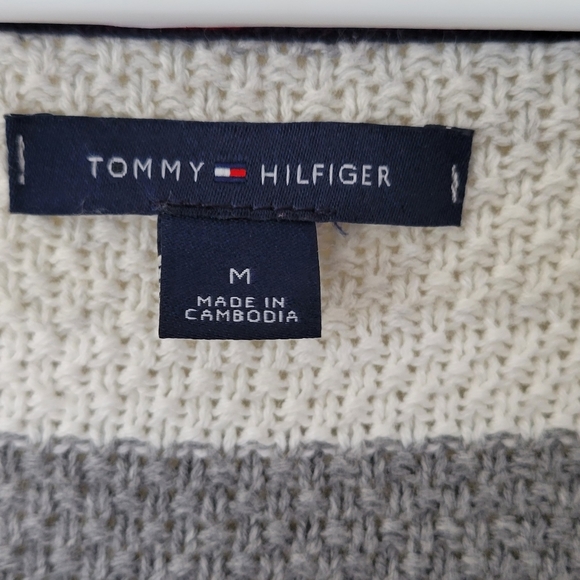 NWOT Tommy Hilfiger Striped Sweater - Picture 6 of 6